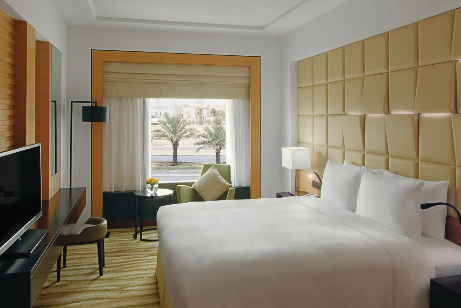 Doubletree By Hilton Hotel Riyadh - Al Muroj Business Gate Exterior photo