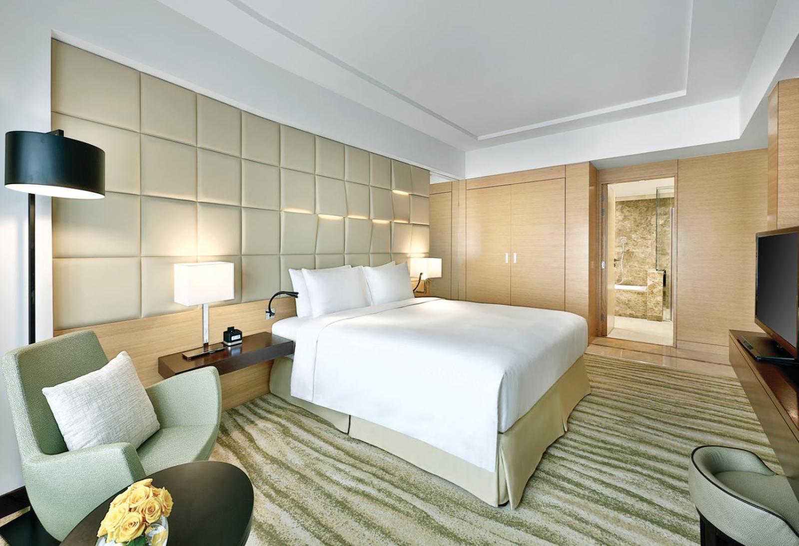 Doubletree By Hilton Hotel Riyadh - Al Muroj Business Gate Exterior photo
